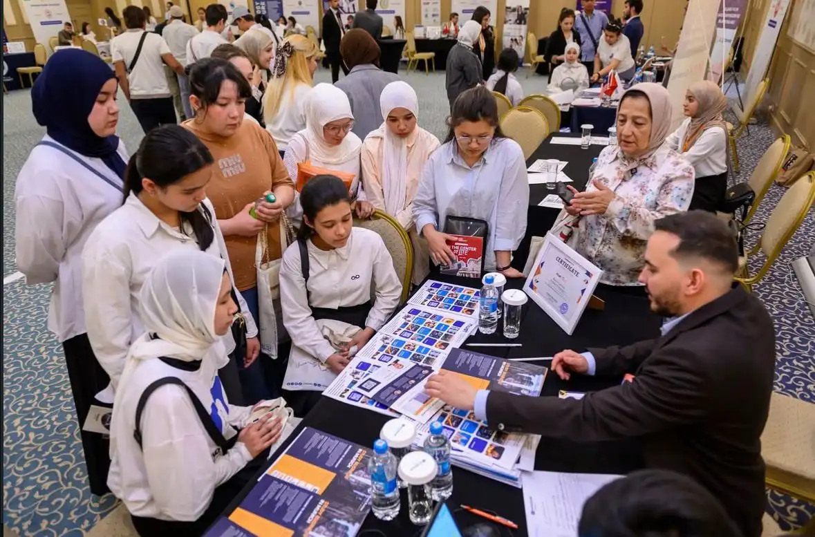 Özbəkistanda Beynəlxalq Təhsil Sərgisi uğurla keçirildi