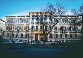 Budapest Business University