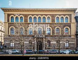 Венгерский университет изящных искусств