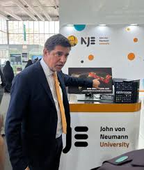 Университет Джона фон Неймана